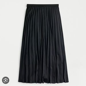 J Crew pleated pull-on midi skirt, black